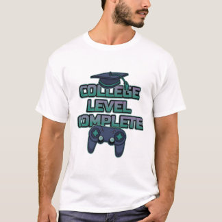 Camiseta College Level Complete Gamer Graduation Neon