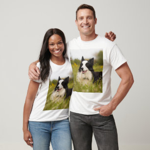 Camiseta collie de fronteira em flores silvestres