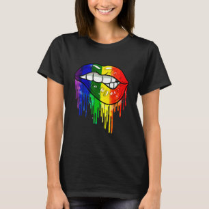 Camiseta Coloque as mãos de Lábios do Arco-Íris Não julgue