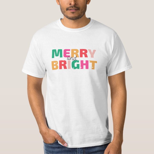 Camiseta Colorful Merry and Bright Bold Christmas (Frente)