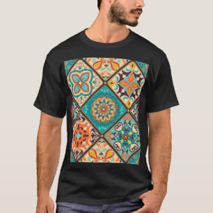 Camiseta Colorida azulejo de retalhos: Motivos islâmicos.