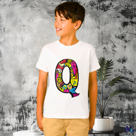 Camiseta Colorido e Divertido Monograma Q Tribal e Doodle