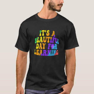 Camiseta Colorir É Um Belo Dia Para Aprender O