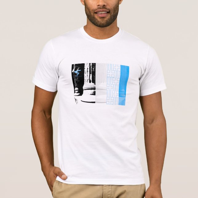 Camiseta Colunas gregas retouched… (Frente)