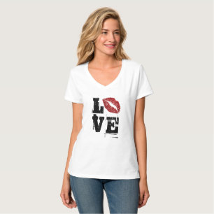 Camiseta com a Palavra Amor Lábios Vermelhos - Cut