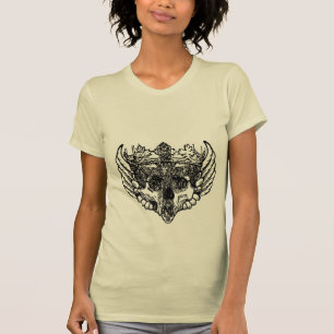 Camiseta com Caveira e Cruz no Estilo Gótico e Alt