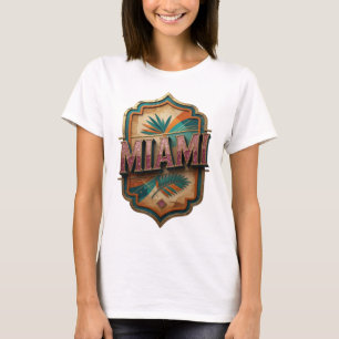 Camiseta com Citação MIAMI em Rosa Atraente