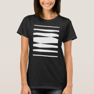 camiseta com desenho de linhas geométricas ousadas