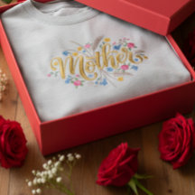 Camiseta com Design de Flor de Mãe Personalizado
