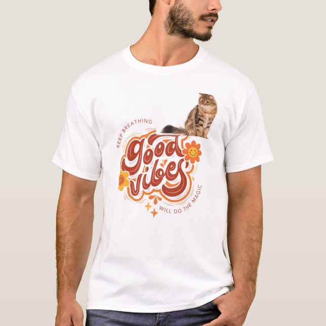 Camiseta com design de gato fofo (Frente)