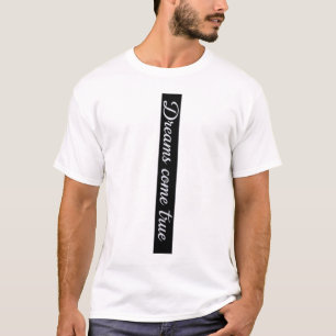 Camiseta com Design de Letra Vertical Dreams Come