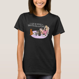 Camiseta Com Edward Gorey Gatos e Livros Mulheres