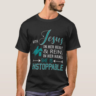 Camiseta Com Jesus em seu coração e resina em suas mãos