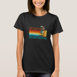 Camiseta Com Latas de Lixo Vazias Para Um Zelador