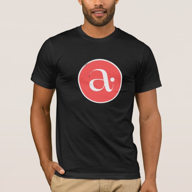 Camiseta com Logotipo de Monograma de Letra Minima (Frente)