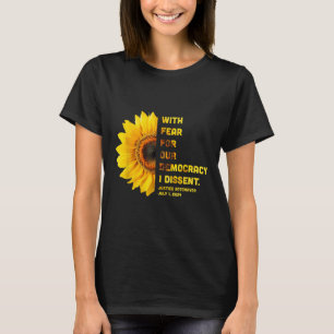 Camiseta Com Medo Pela Nossa Democracia, Eu Discordo As Mul