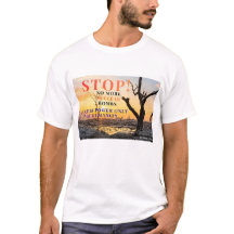 Camiseta com slogan anti-guerra