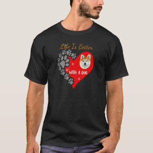 Camiseta Com Um Cachorro Akita Design