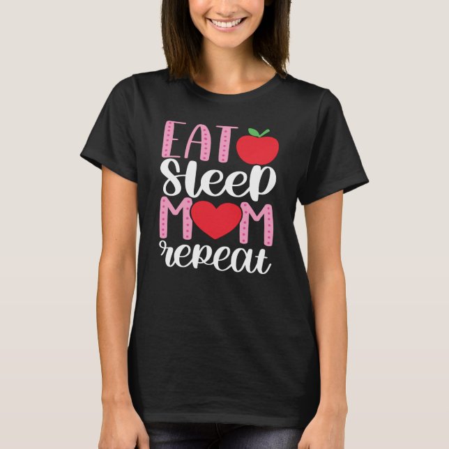 Camiseta COMA A REPETIÇÃO DA MÃE DE SONO | MOM LIFE Fofo e  (Frente)