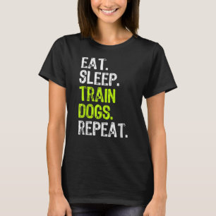 Camiseta Coma Cães do Comboio do Sono Treinando Engraçado