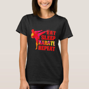 Camiseta Coma Karate Repetir para Amantes Marciais de Arte 