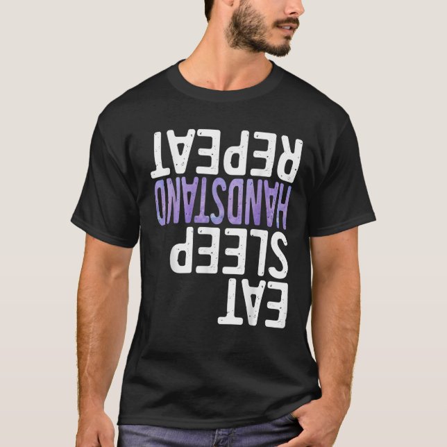 Camiseta Coma o dispositivo de mão para dormir Repita a cam (Frente)
