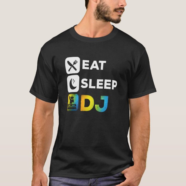 Camiseta Coma o Jockey de Disco DJ do Sleep (Frente)