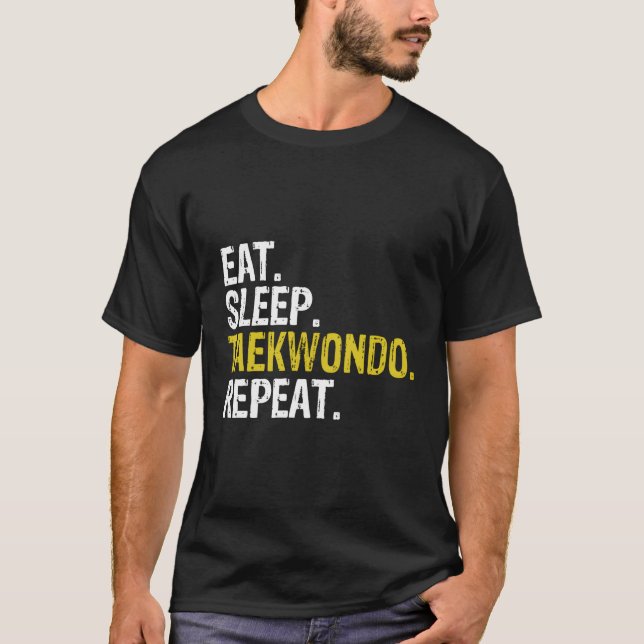 Camiseta Coma o Presente do Taekwondo para Dormir (Frente)