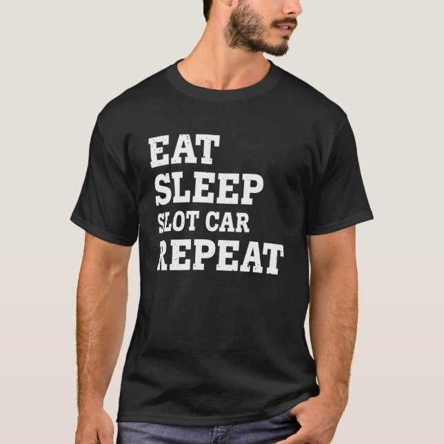 CAMISETA COMA SONHAR O CARRO SLOT REPETIR O SARCÁSTICO (Frente)