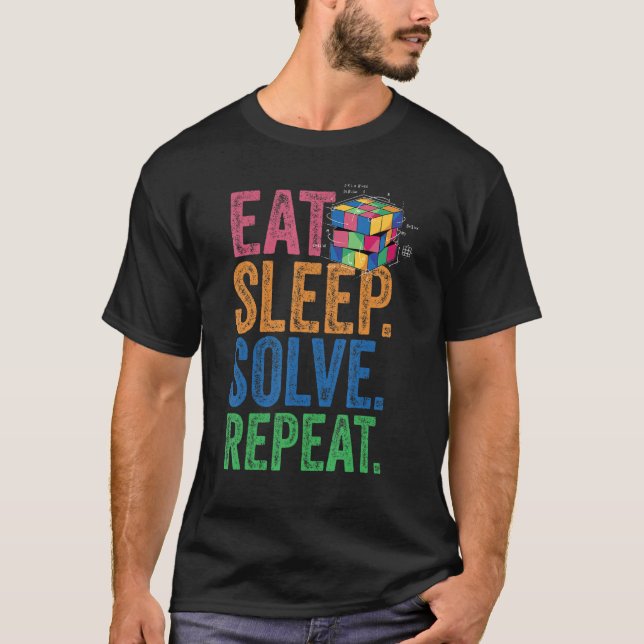 Camiseta Coma Sono Resolva Repetir A Velocidade Da Matemáti (Frente)