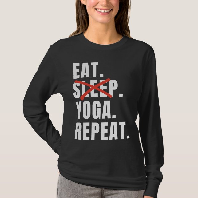 Camiseta Coma Yoga Repete Yoga Dizendo (Frente)