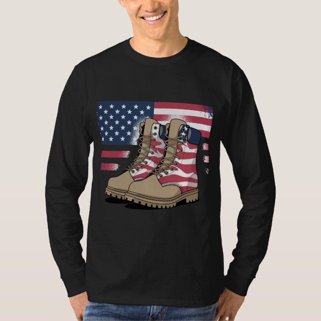 Camiseta Combate Patriótico Boots American Flag T-Shirt (Frente)