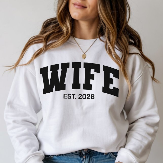Camiseta combinando para lua de mel personalizada, (Engagement Sweatshirt for couples, Wifey Hubby matching outfits, Bachelorette party bride gifts)