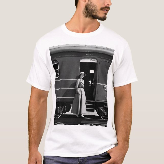 Camiseta Comboio em estilo. Fotografar com visão (Frente)