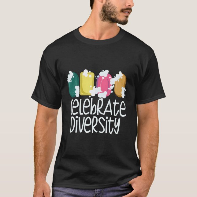Camiseta Comemora a Homemade do Fazer Soap da Diversidade (Frente)