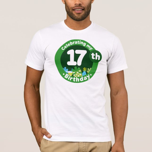 Camiseta Comemorando meu 17o aniversário (Frente)