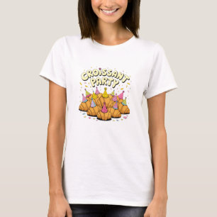 Camiseta Comemorar o café da manhã com Designs croissantes
