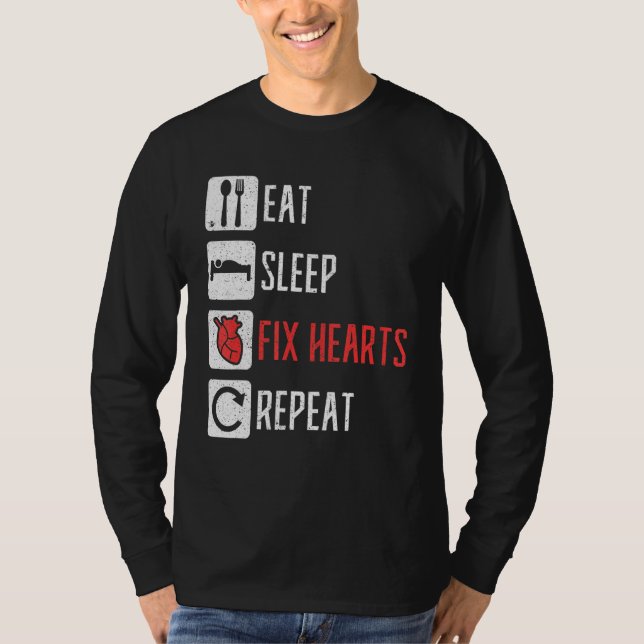 Camiseta Comer Cardiologista Repetitivo Corações do Sono (Frente)