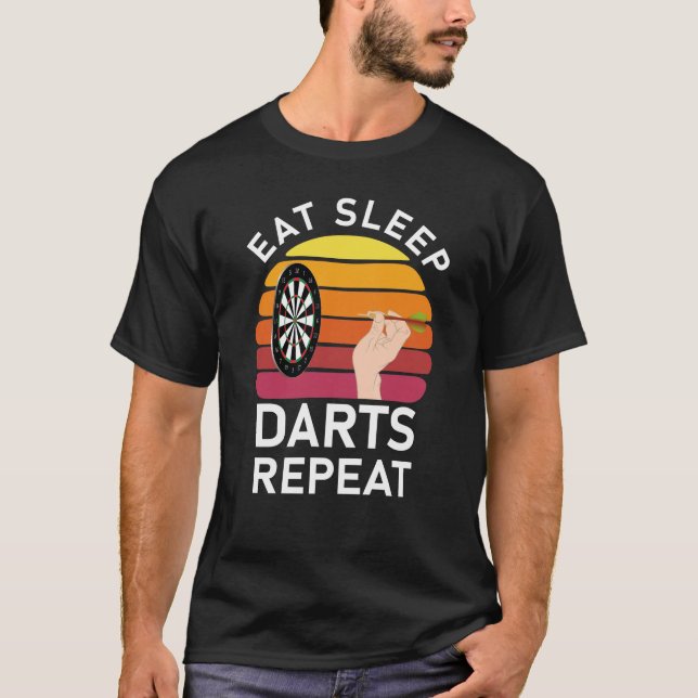 Camiseta comer dardos de sono repetir atirar (Frente)