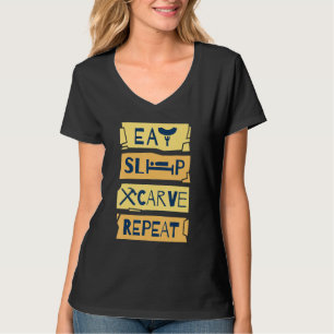 Camiseta Comer Dormir Esculpir Repetir Escultura em Madeira
