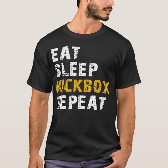 Camiseta comer kickbox de dormir (Frente)
