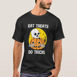 Camiseta Comer Tratamentos Fazer Truques Halloween Assustar