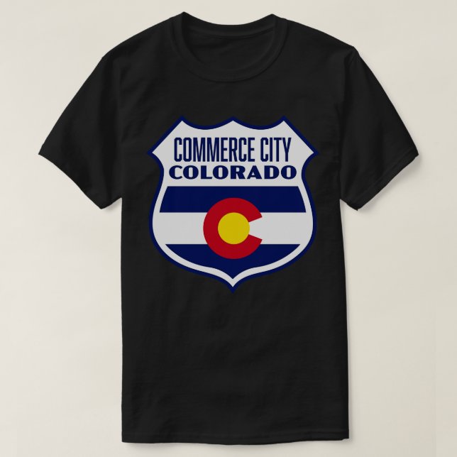 Camiseta Commerce City Colorado Retro Flag Shield White (Frente do Design)