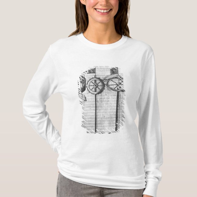 Camiseta Como atear fogo a uma saudação real (Frente)