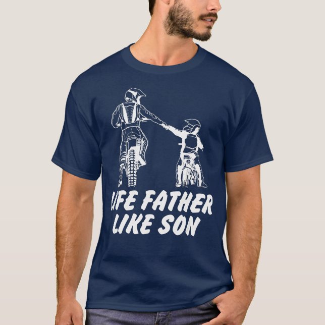 Camiseta Como Pai Como Filho Da Camada De Sujeira Andando M (Frente)