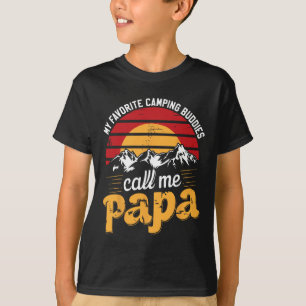 Camiseta Companheiros de Acampamento Chamam Papai Humor Pai