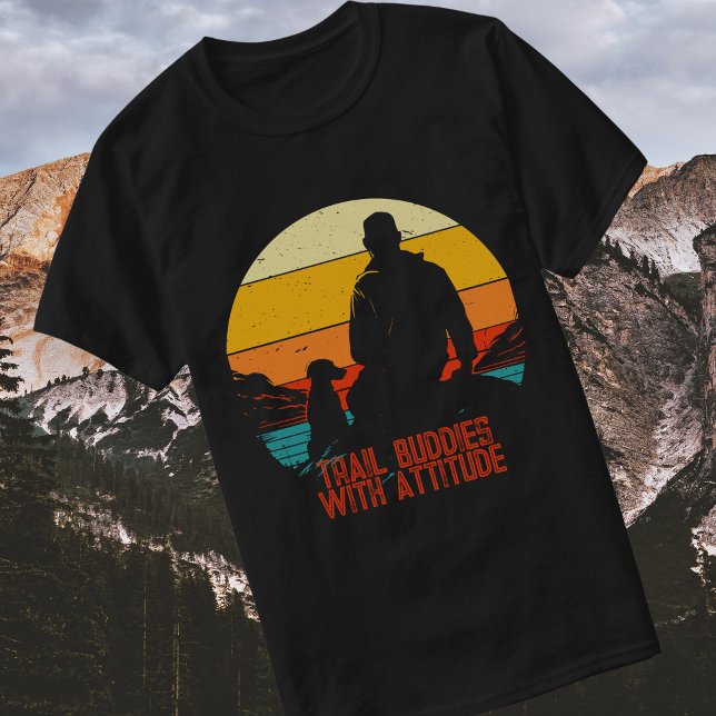Camiseta Companheiros de Trilha com Atitude Cachorro de Cam (Criador carregado)