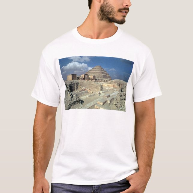 Camiseta Complexo de Djoser que inclui a pirâmide da etapa (Frente)