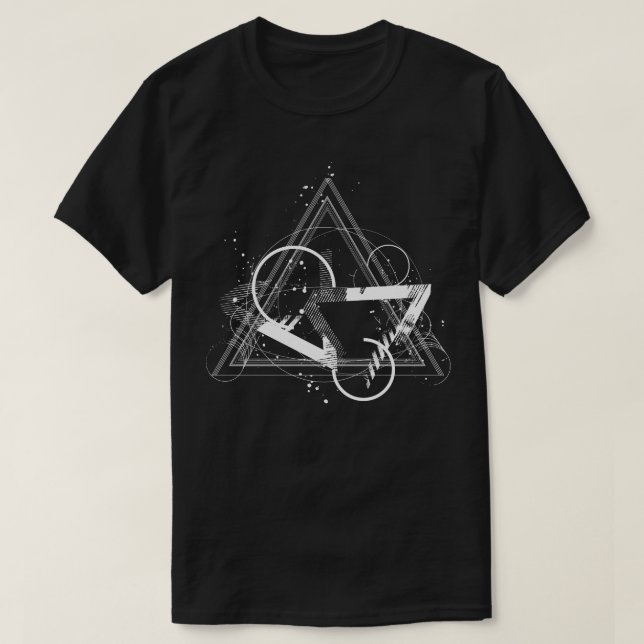 Camiseta Composição geométrica dos triângulos (Frente do Design)