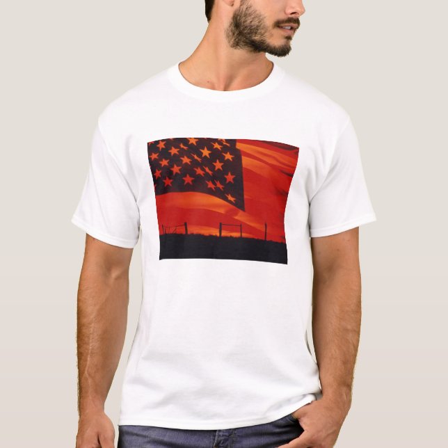 Camiseta Composto digital da bandeira americana (Frente)